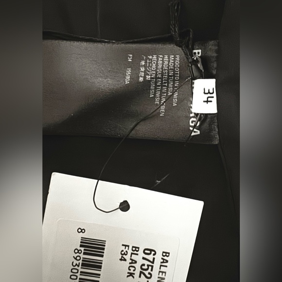 NEW WITH TAGS BALENCIAGA C SHAPED PUFFER Logo Black Sz 34 Curved Hem Jacket - Picture 10 of 14